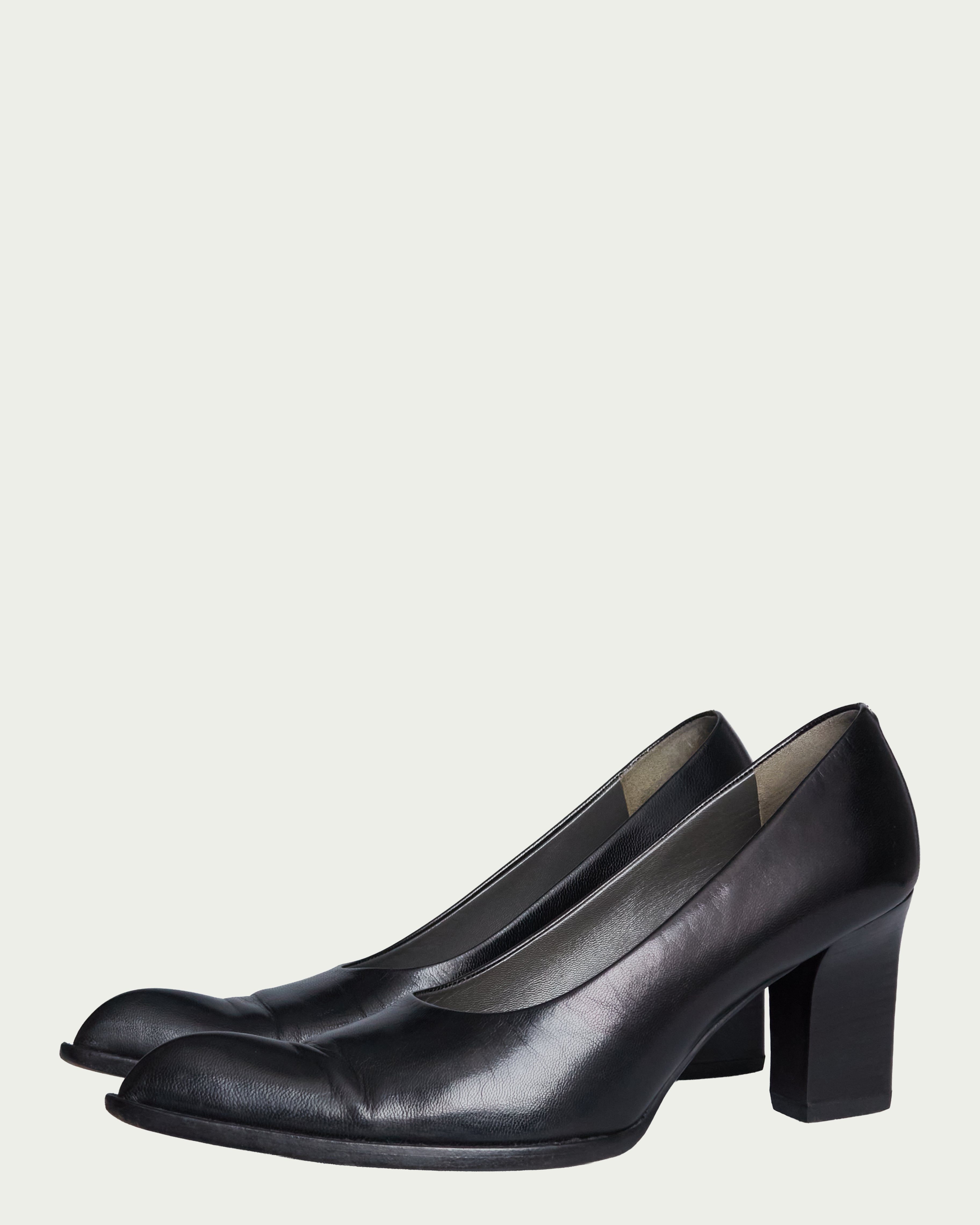Miu Miu leather pumps