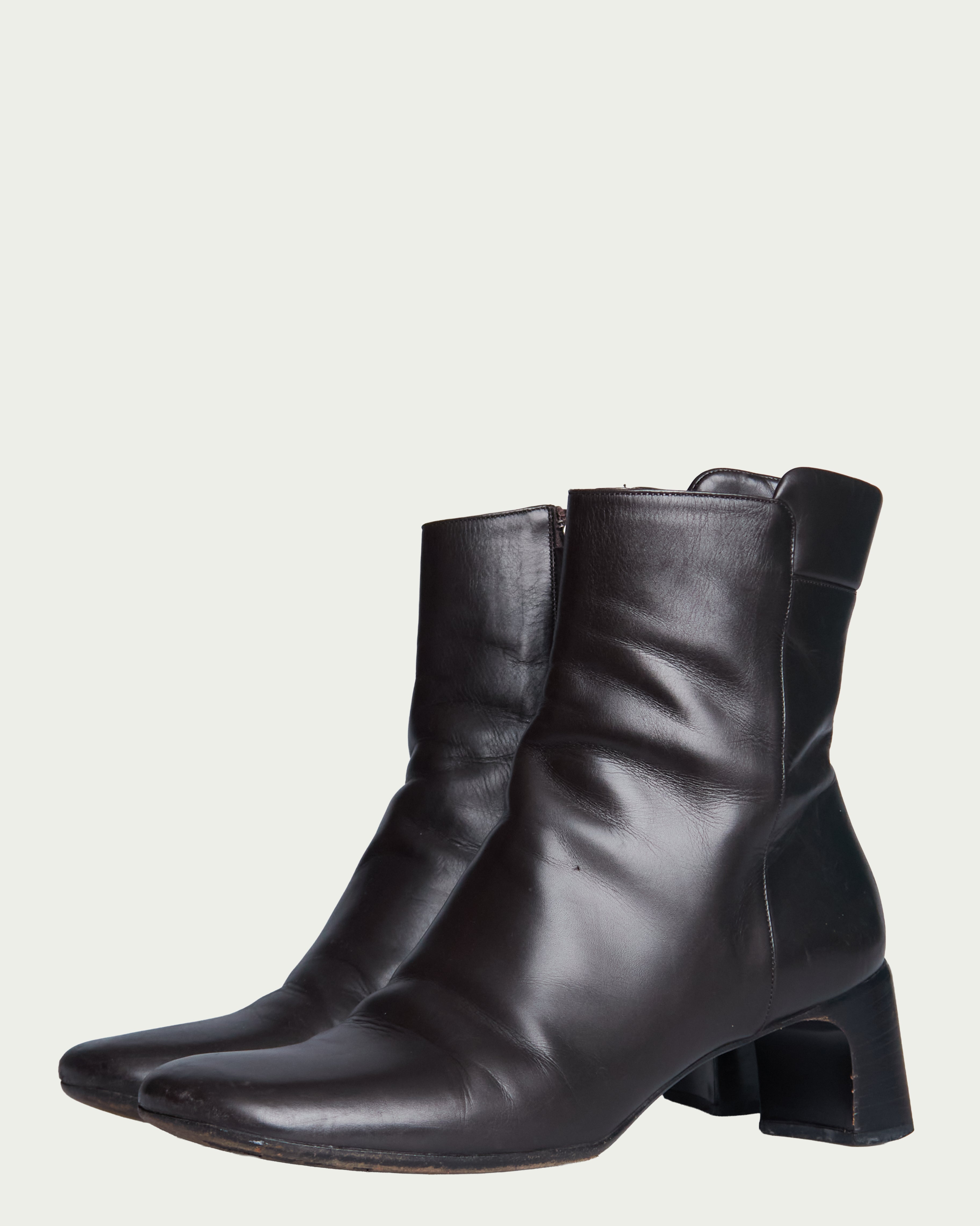 Gucci by Tom Ford leather ankle boots