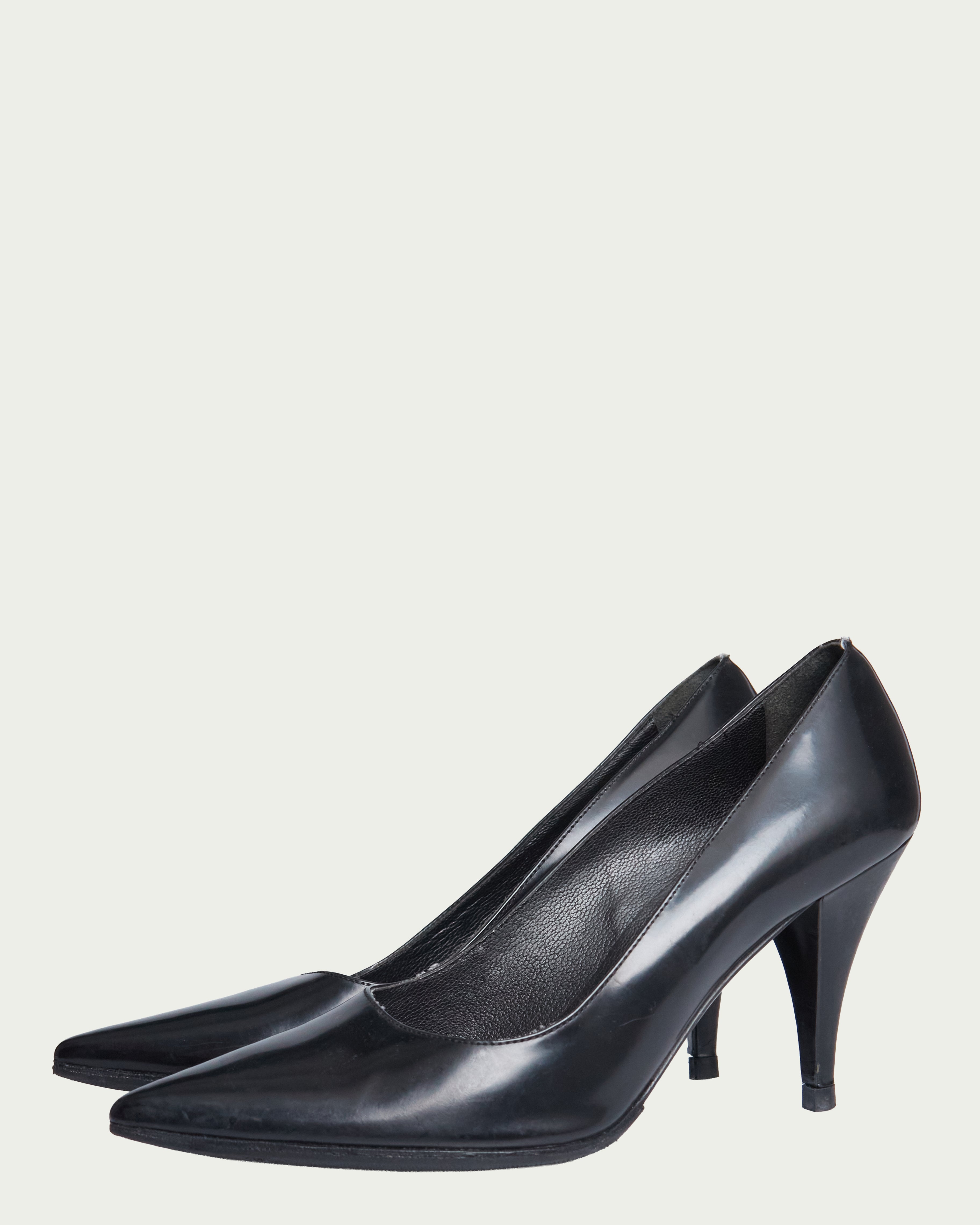 Prada leather pumps
