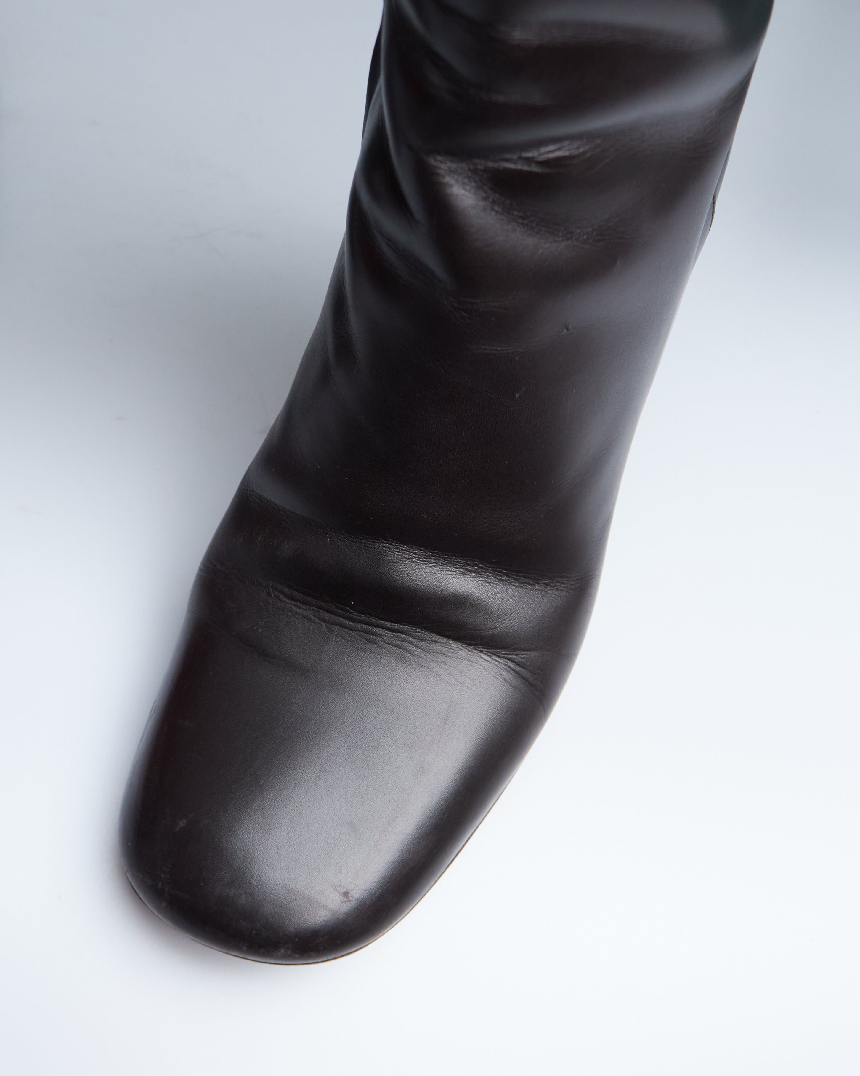 Gucci by Tom Ford leather ankle boots