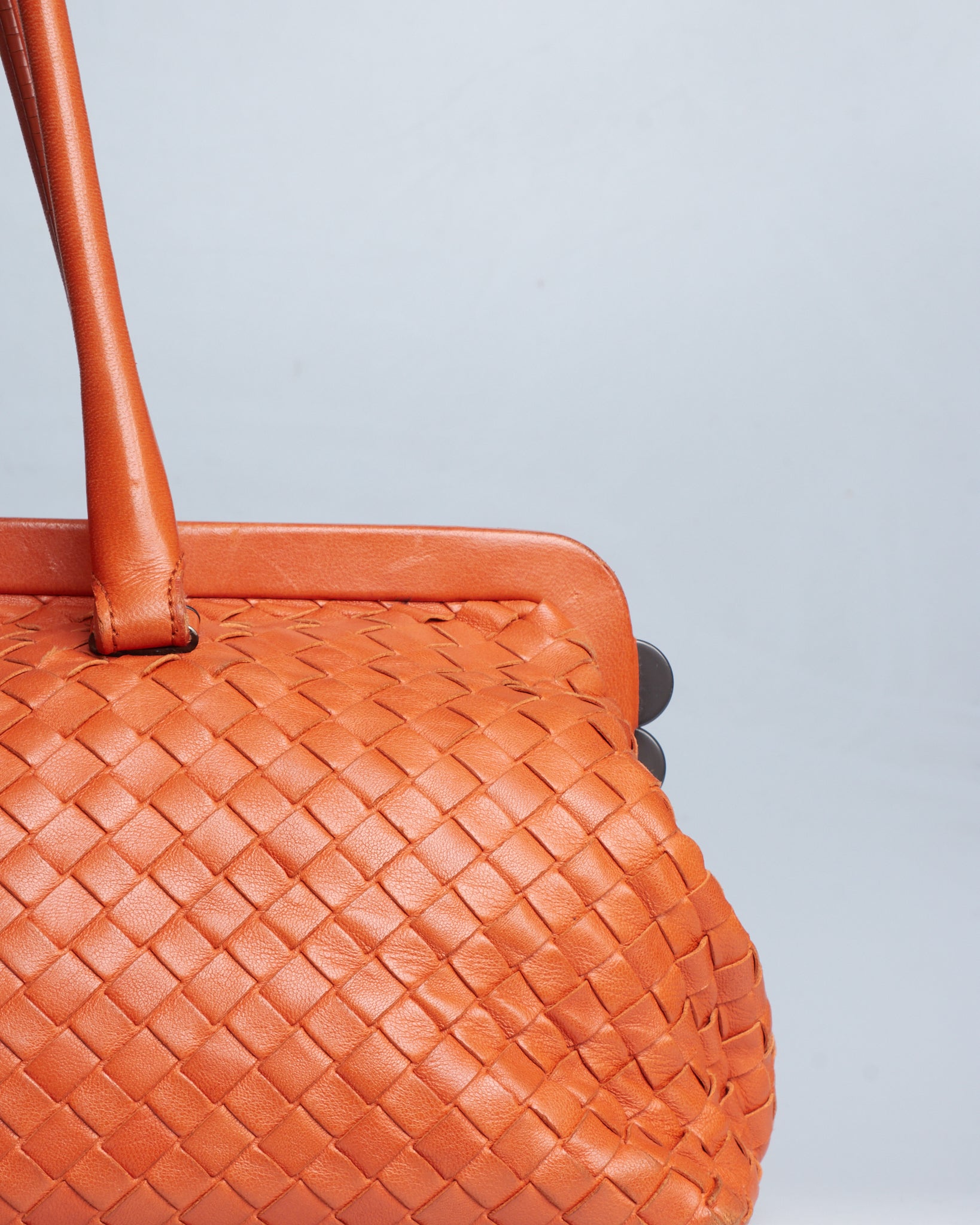 Bottega Veneta Intrecciato Kiss Lock East West Shoulderbag