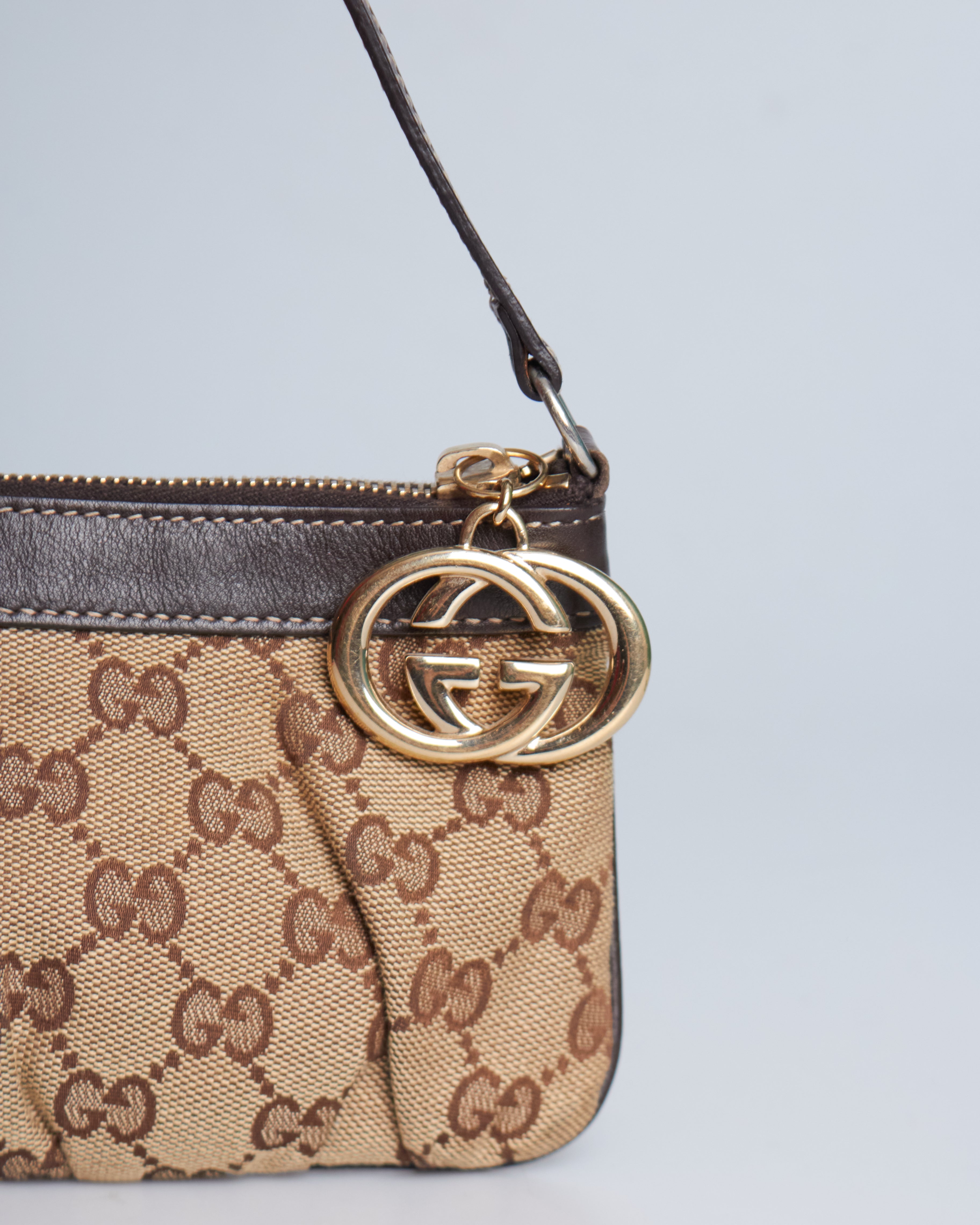Gucci Interlocking Heart Pochette