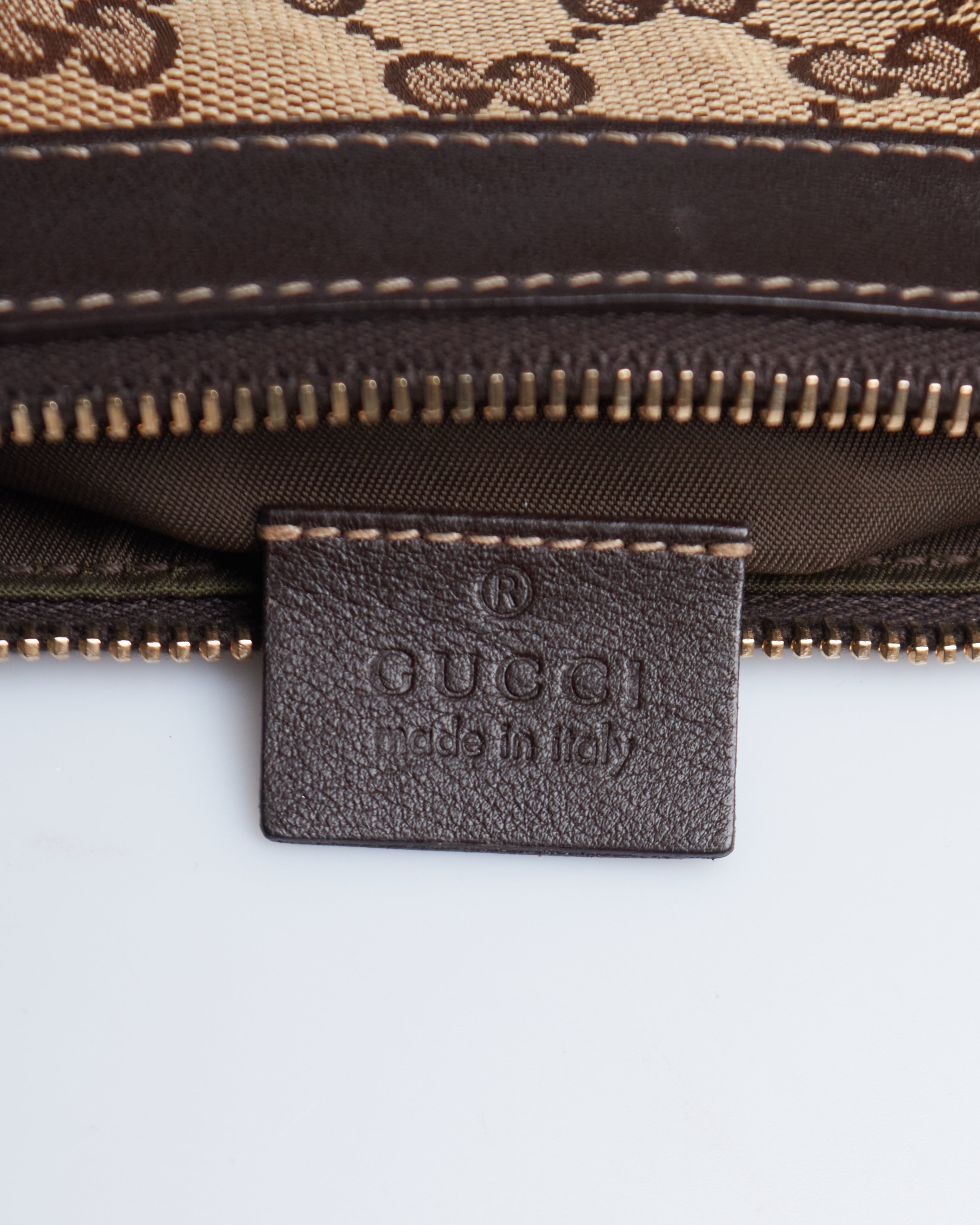 Gucci Interlocking Heart Pochette