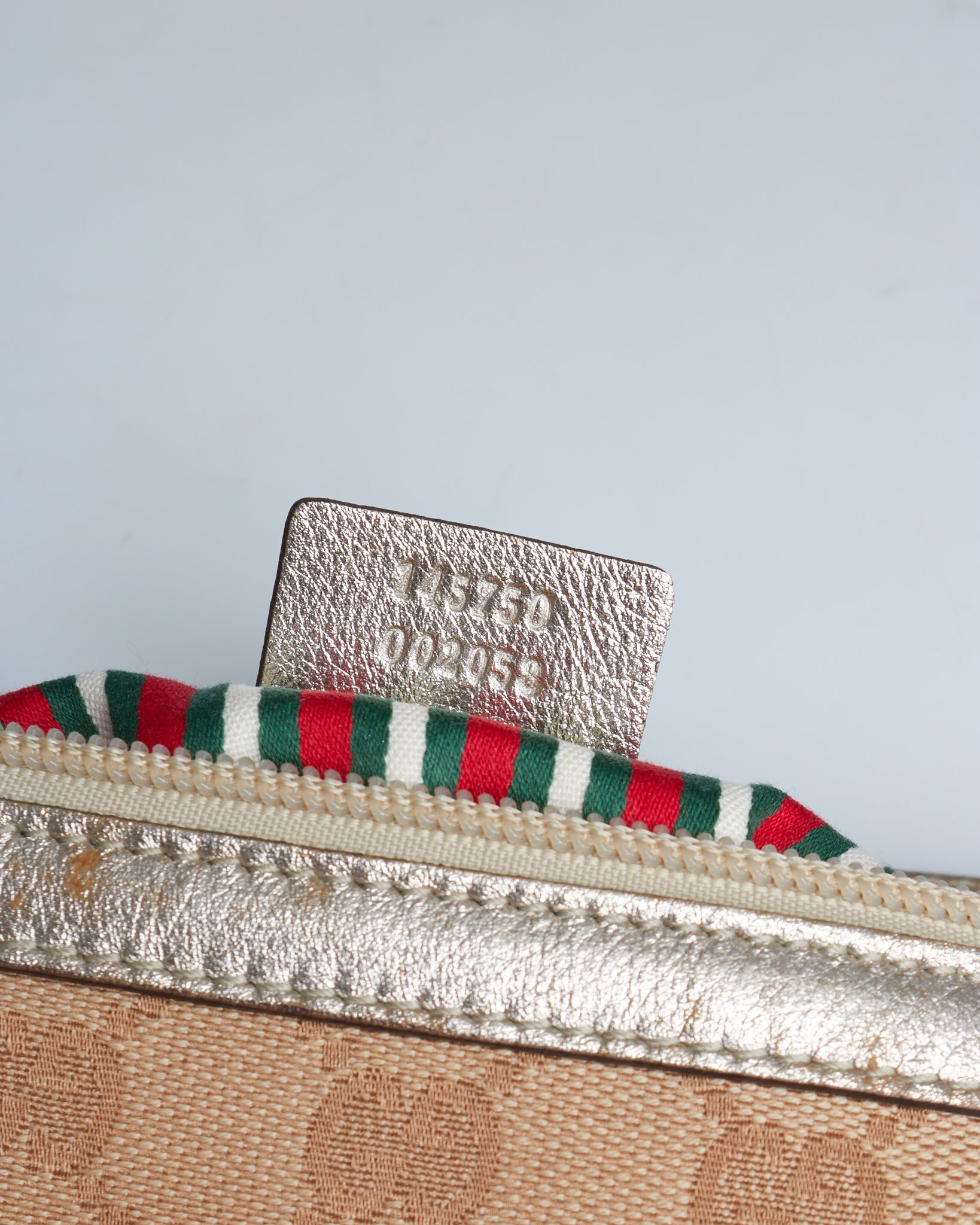 Gucci Abbey D-Ring Pochette