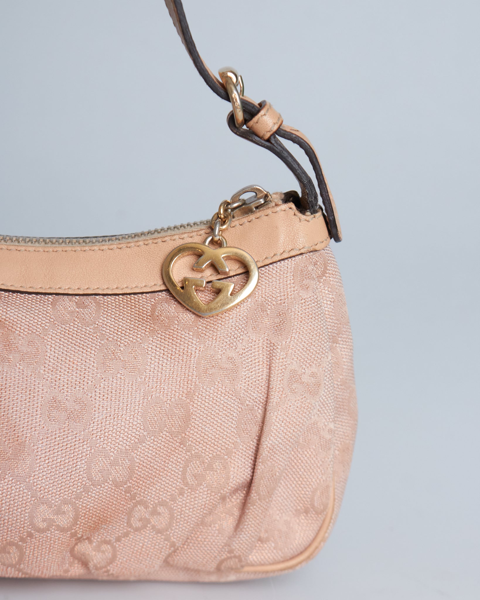 Gucci Interlocking Heart Pochette