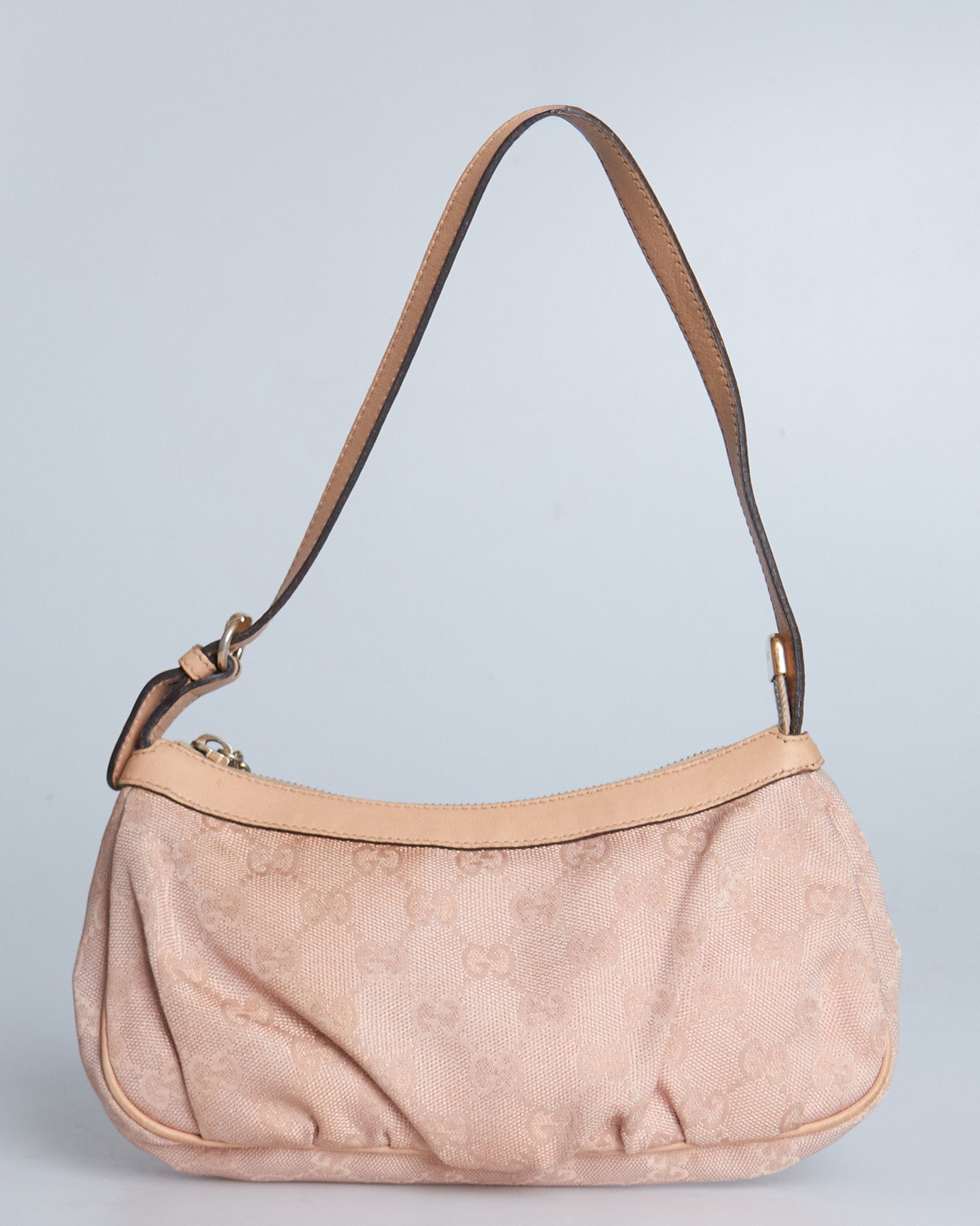 Gucci Interlocking Heart Pochette