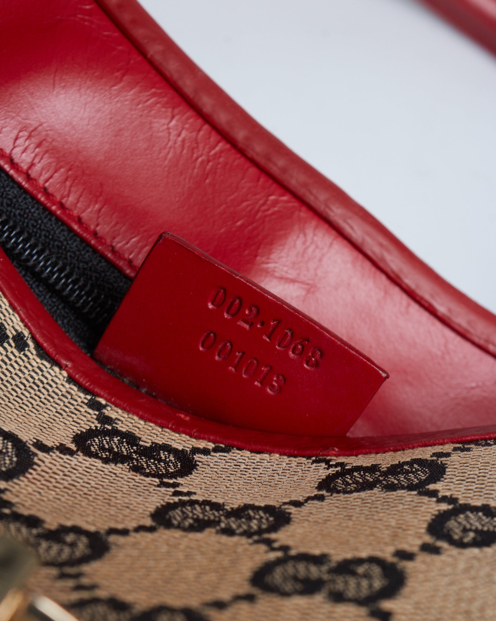 Gucci Jackie Bardot