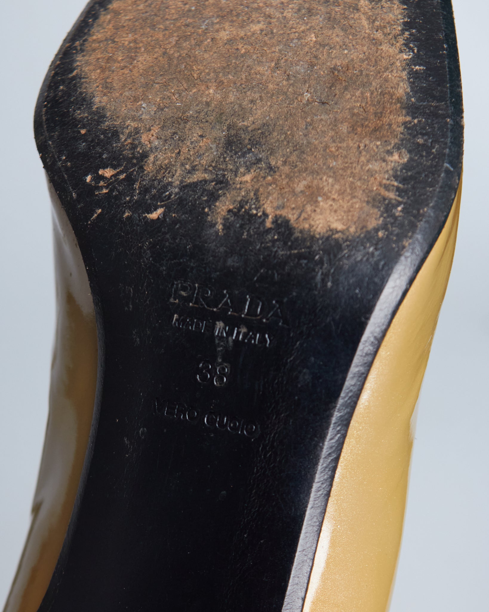 Prada F/W 1998 patent leather Mary Jane heels