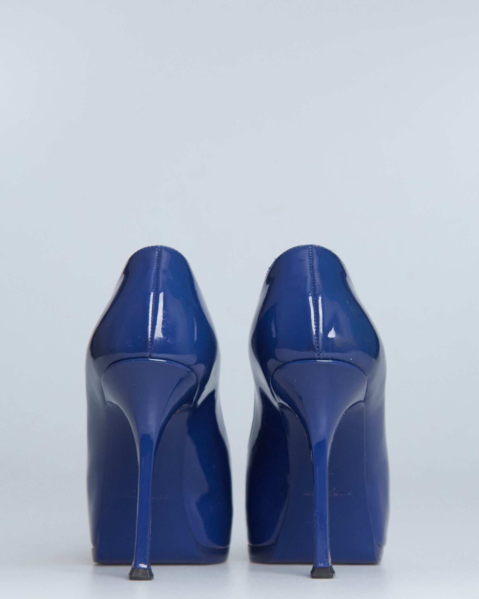 Saint Laurent Tribute pumps