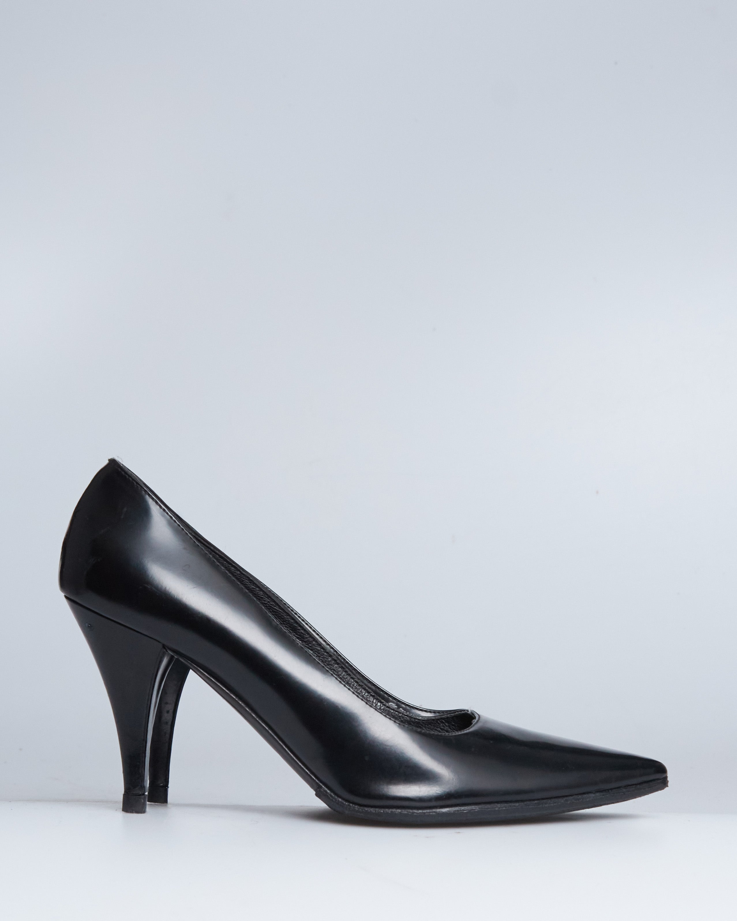 Prada leather pumps