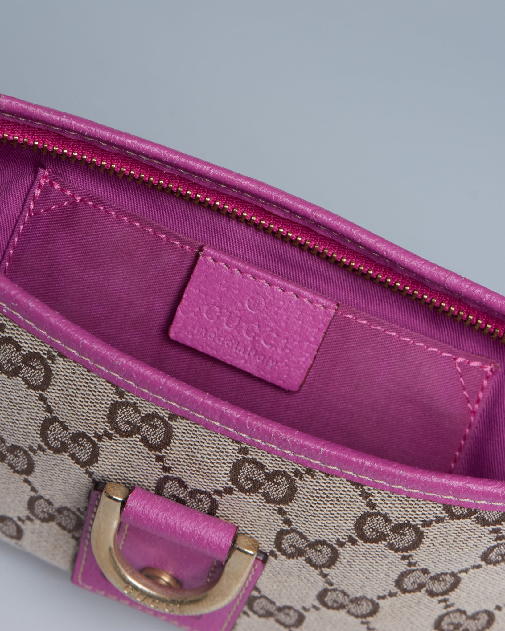 Gucci Abbey D-Ring Pochette