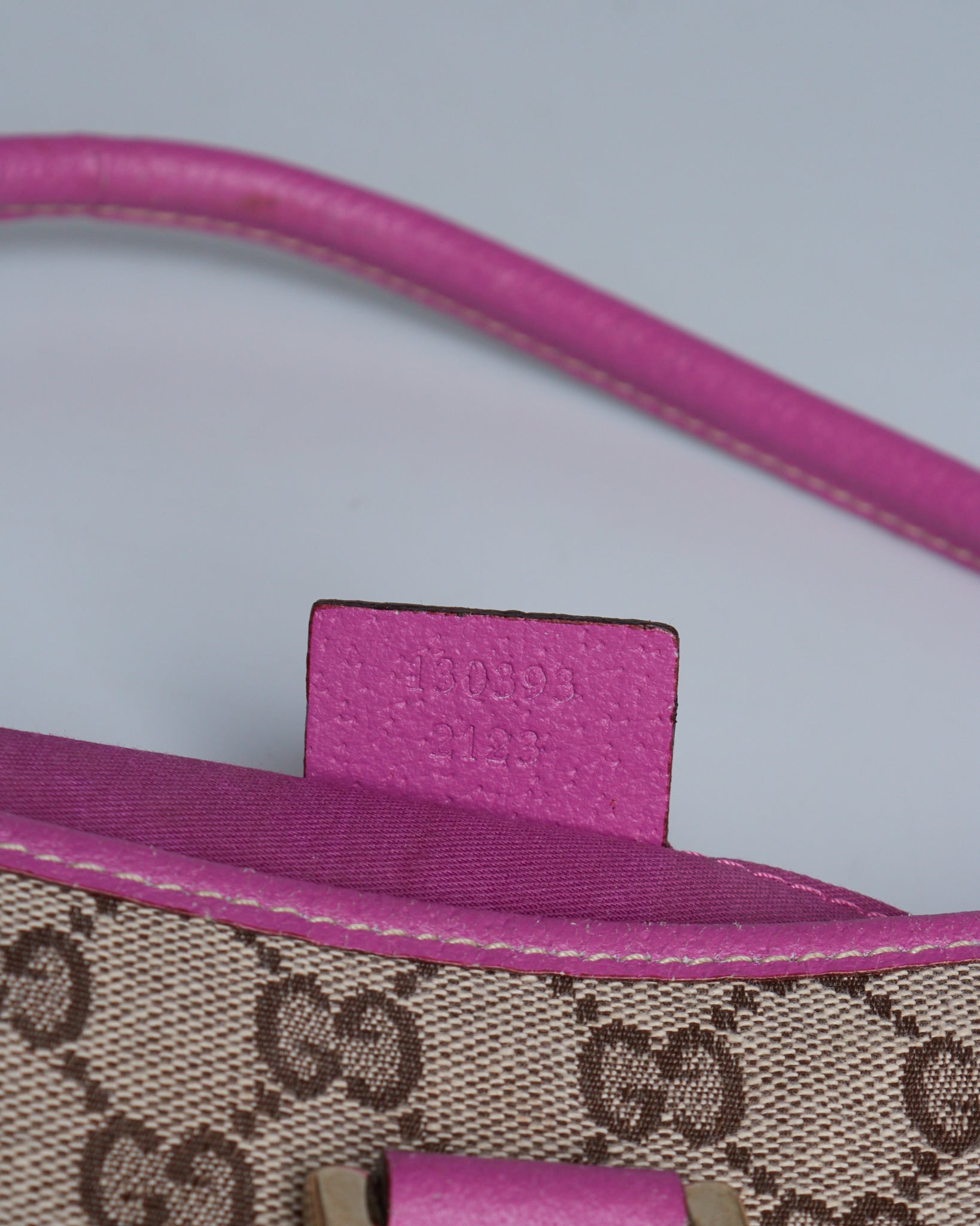 Gucci Abbey D-Ring Pochette
