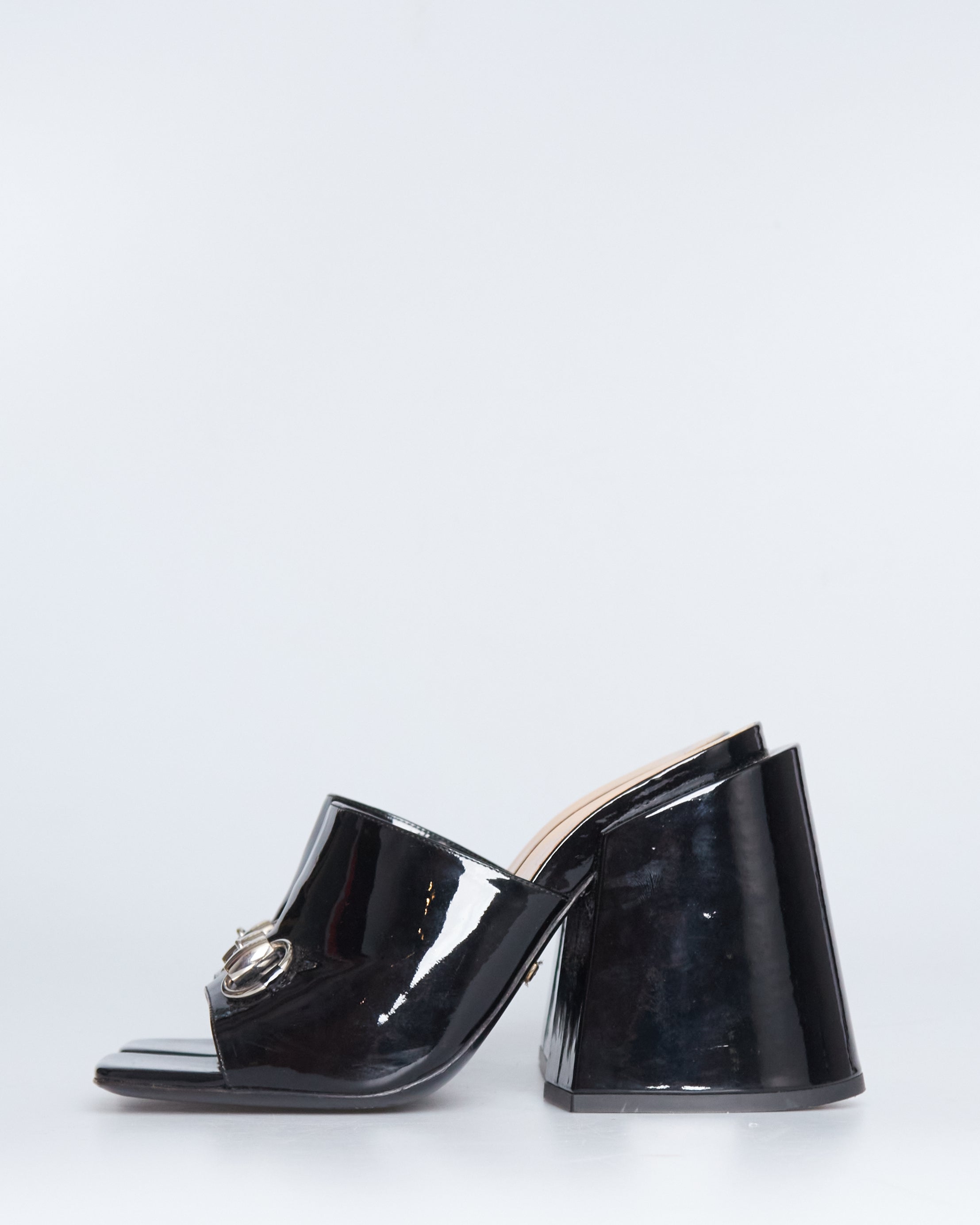 Gucci Lexi 105 patent-leather mules
