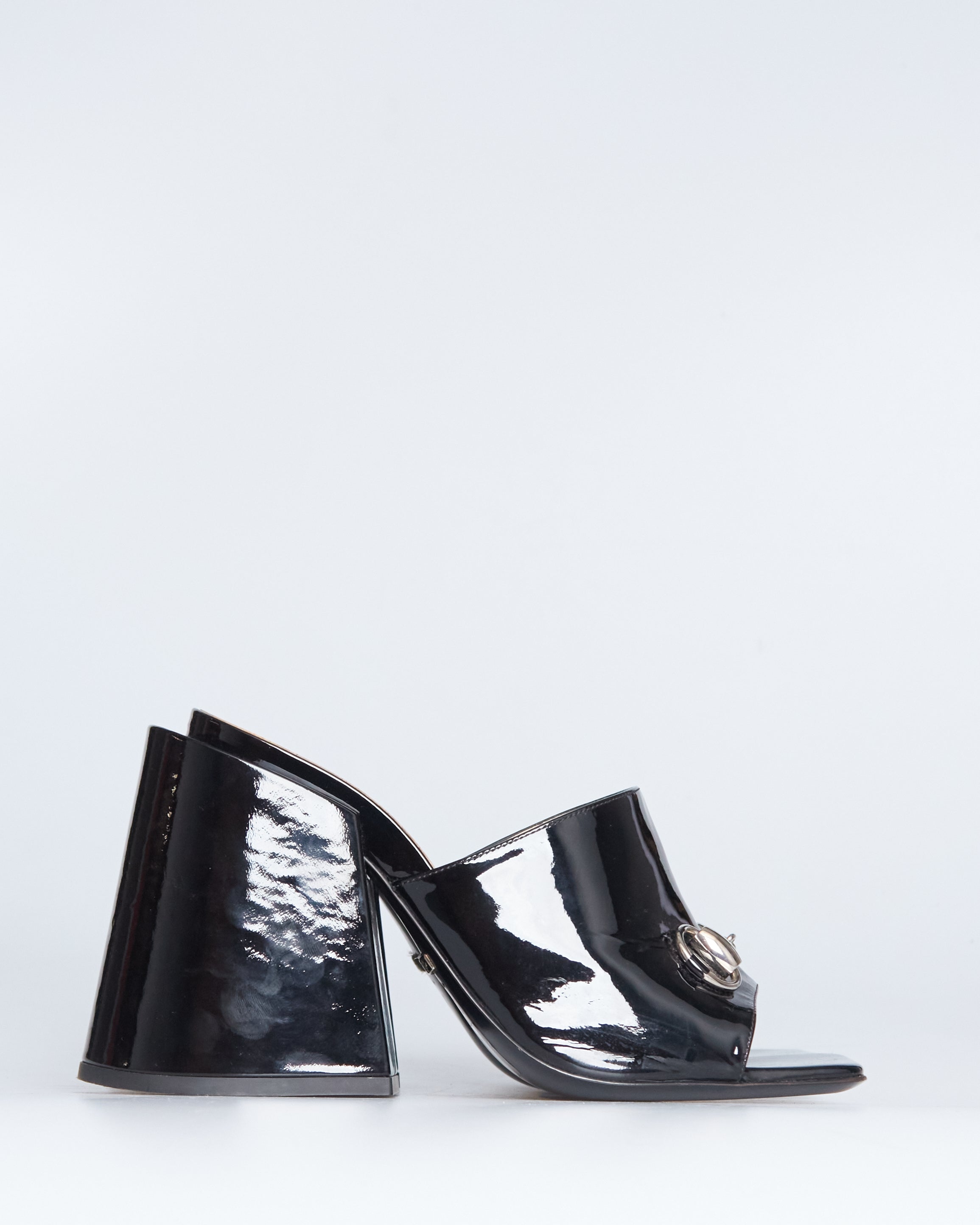Gucci Lexi 105 patent-leather mules