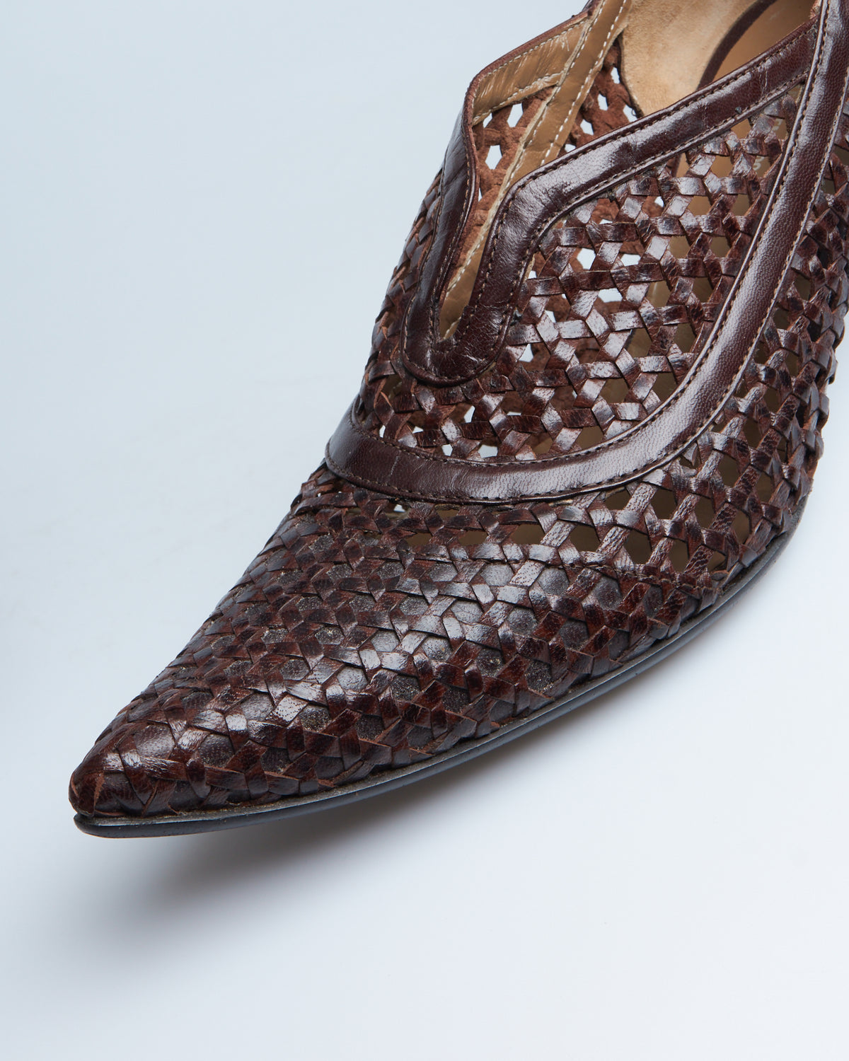 Dirk Bikkembergs pointed woven leather pumps