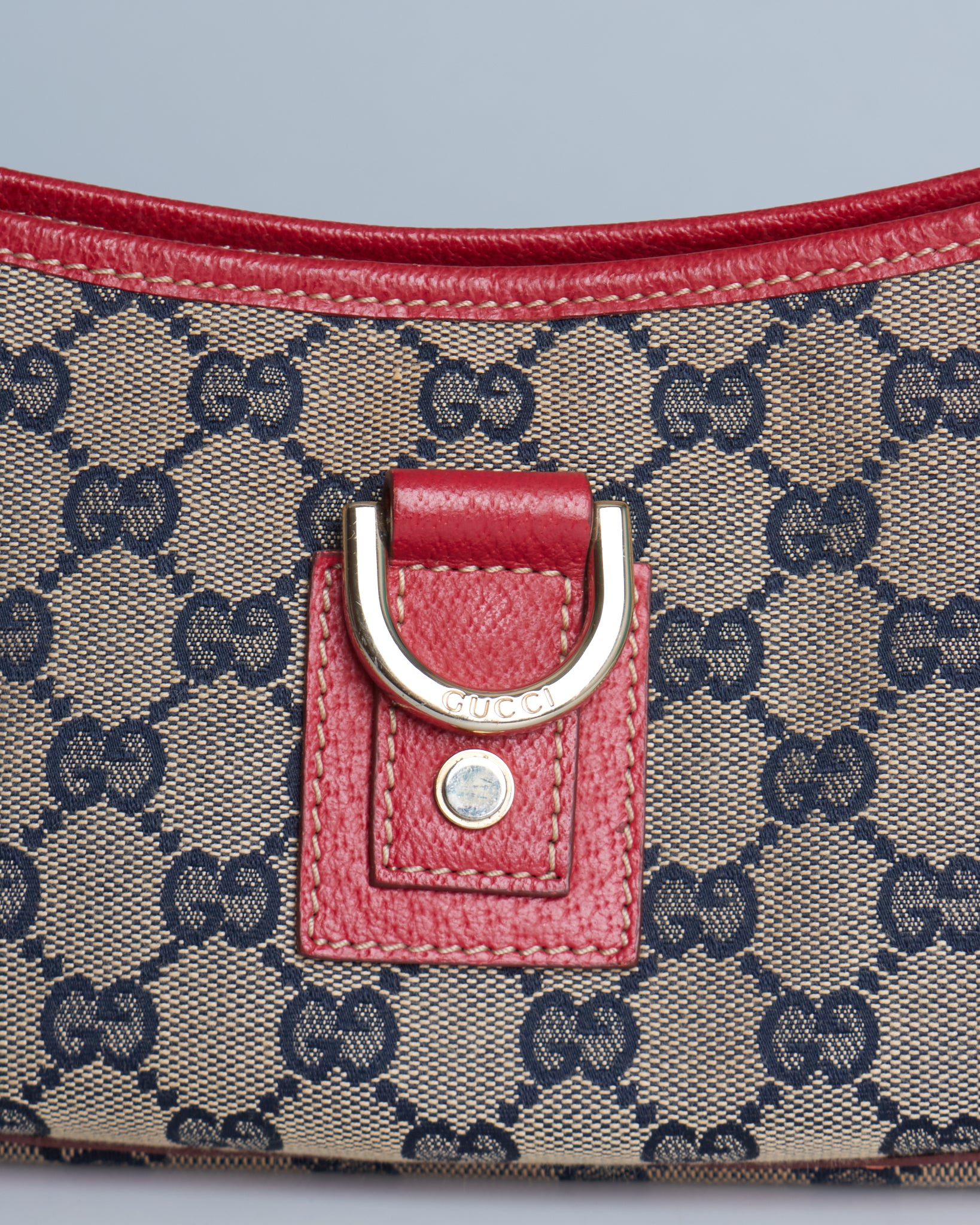 Gucci Abbey D-Ring Pochette