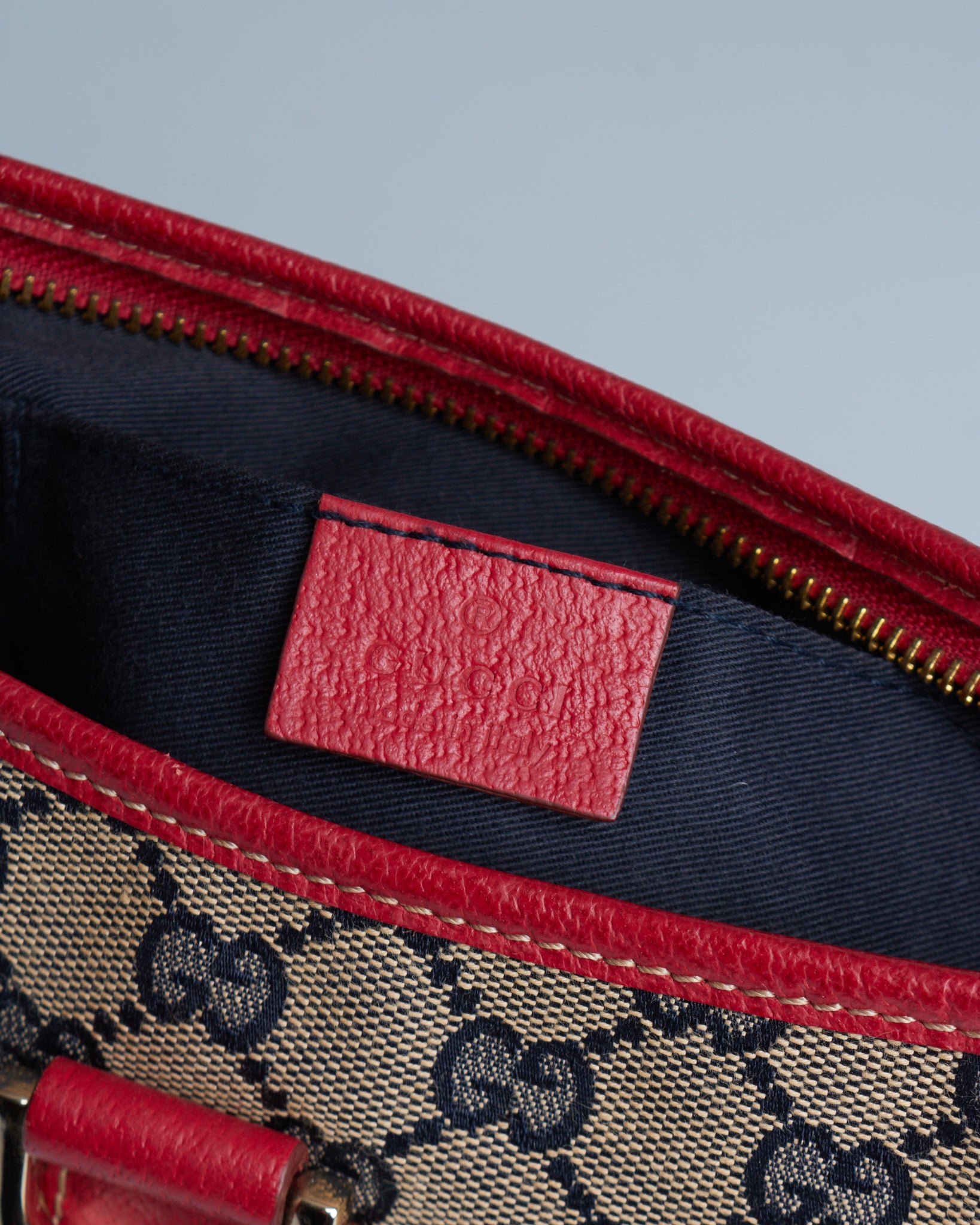 Gucci Abbey D-Ring Pochette