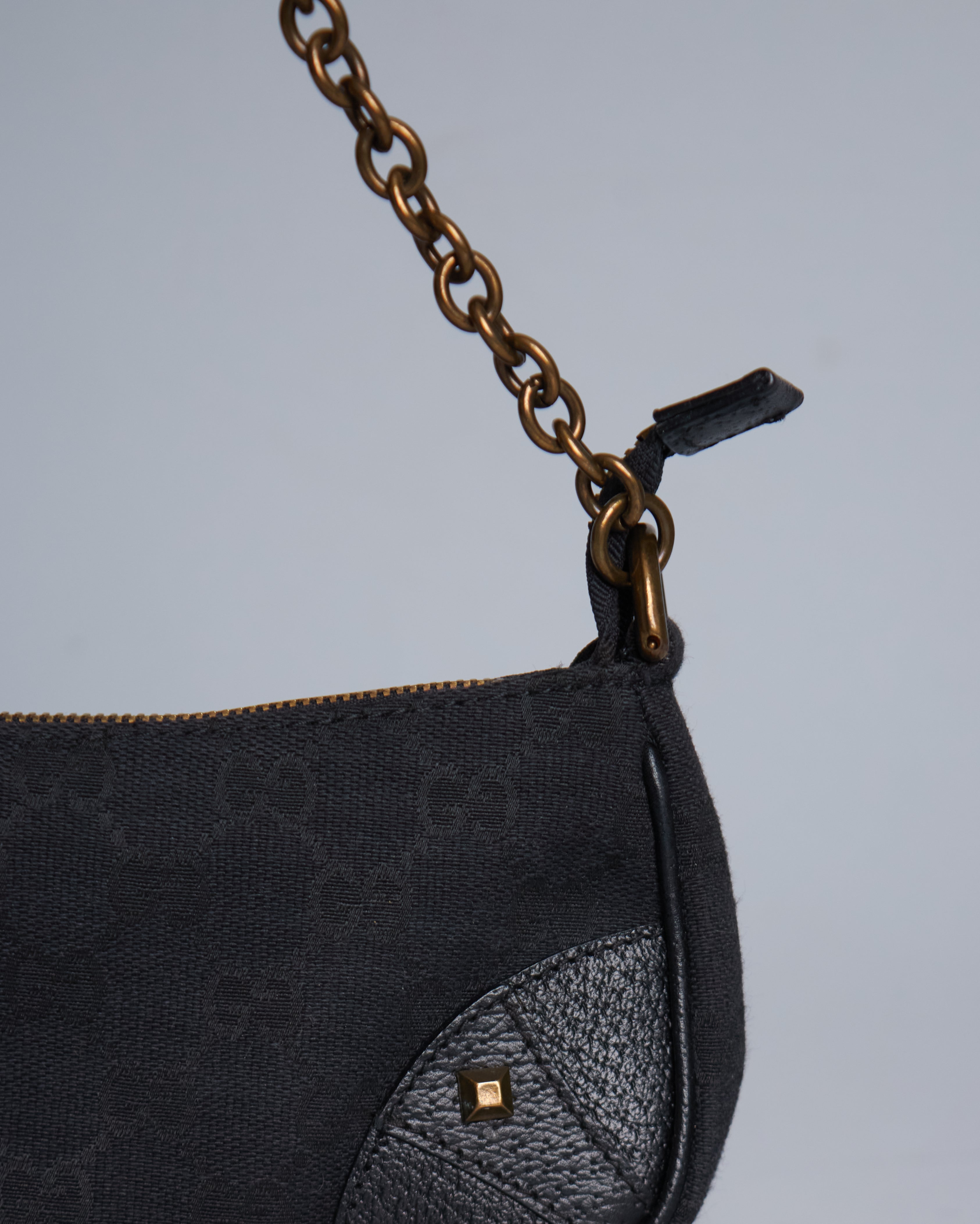 Gucci Nailhead Pochette