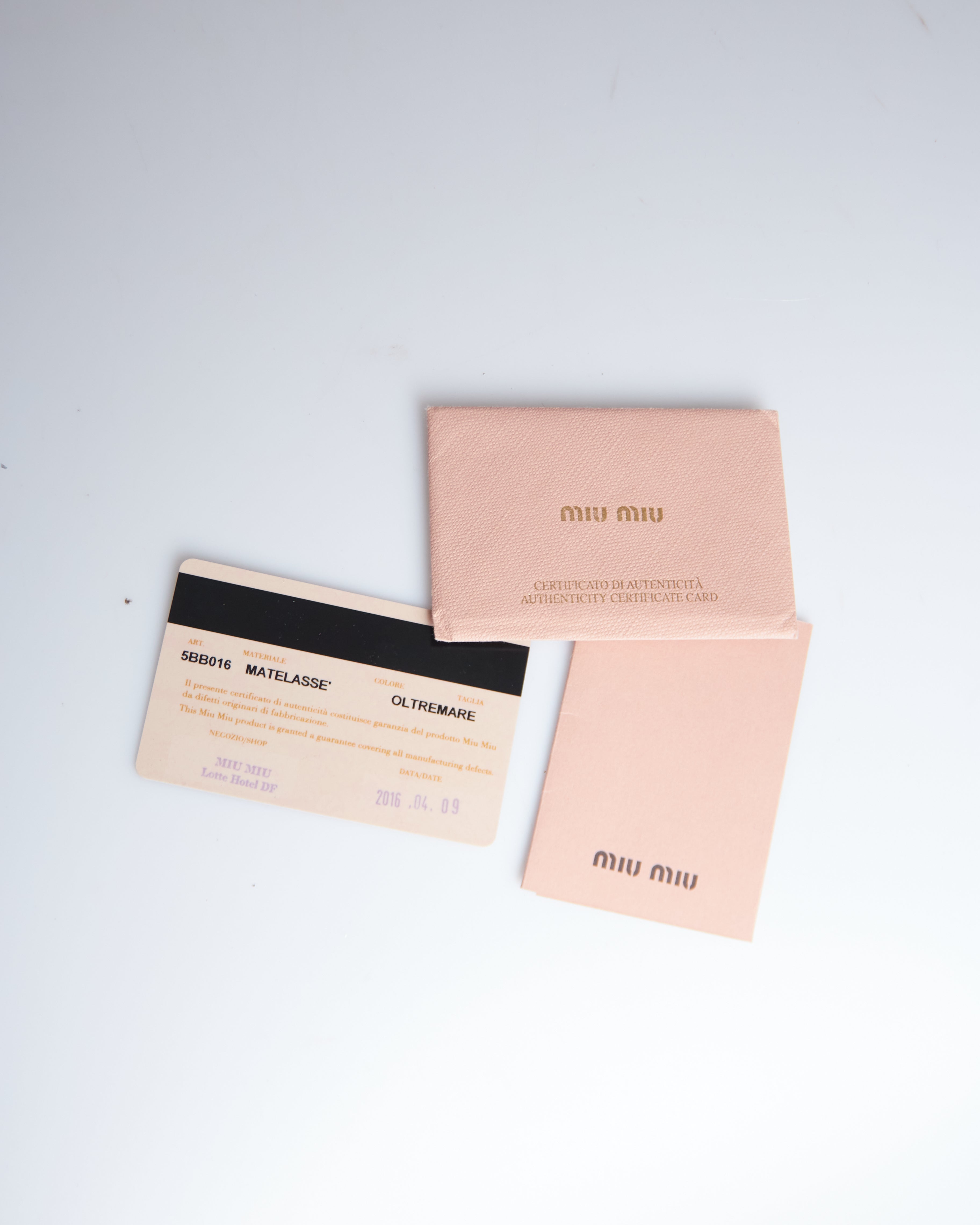 Miu Miu Vitello Lux Bow