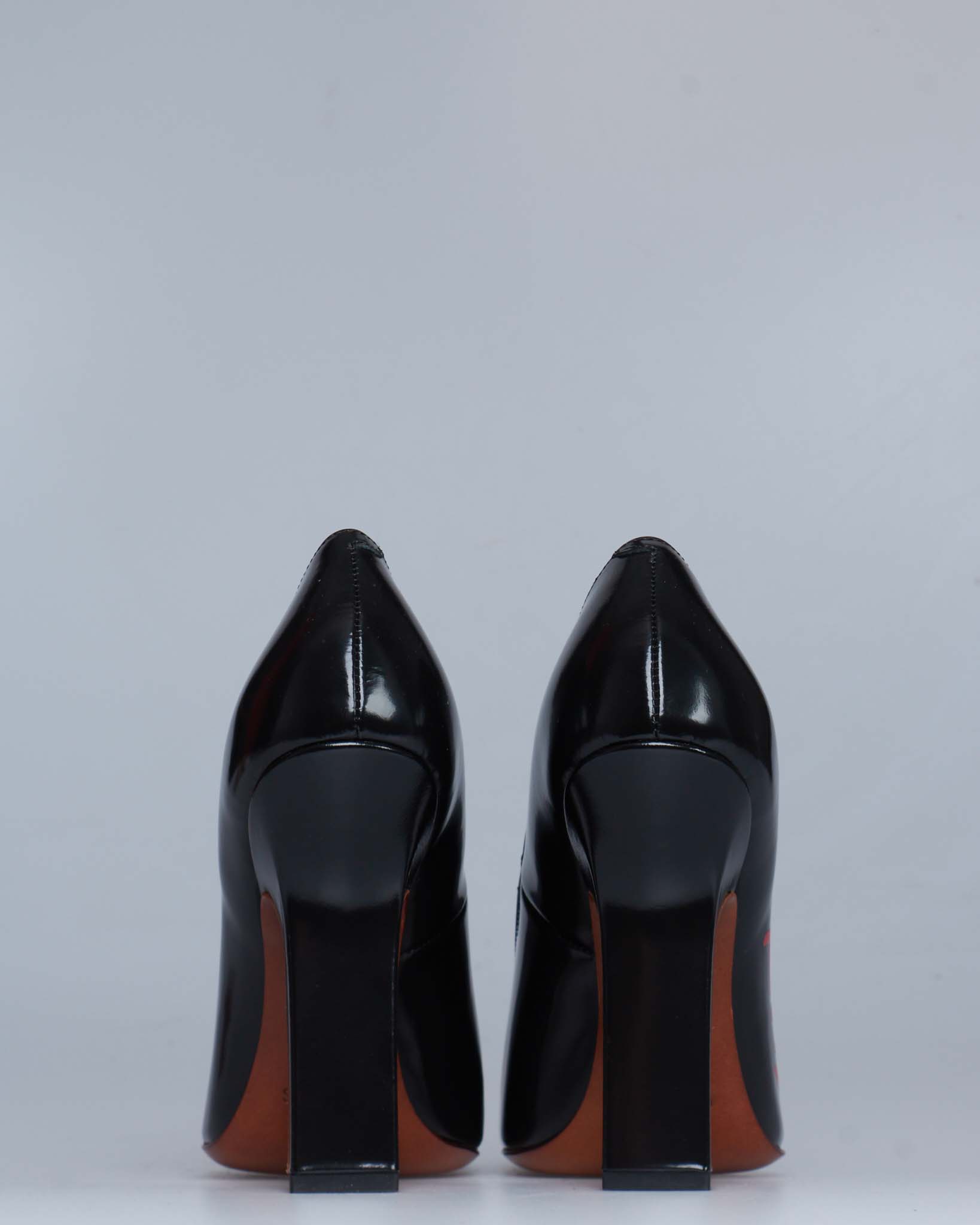 Vetements leather pumps