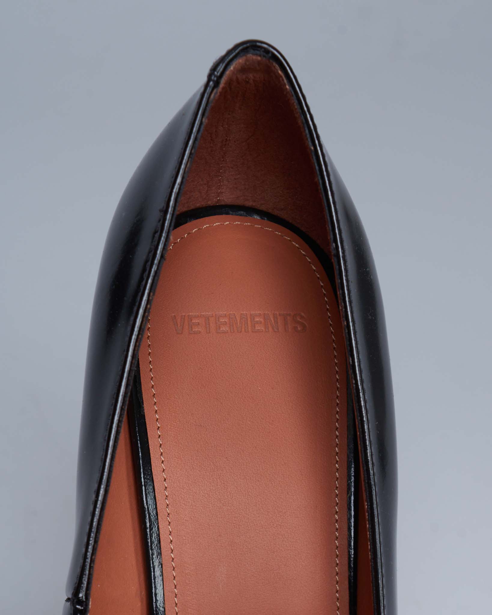 Vetements leather pumps