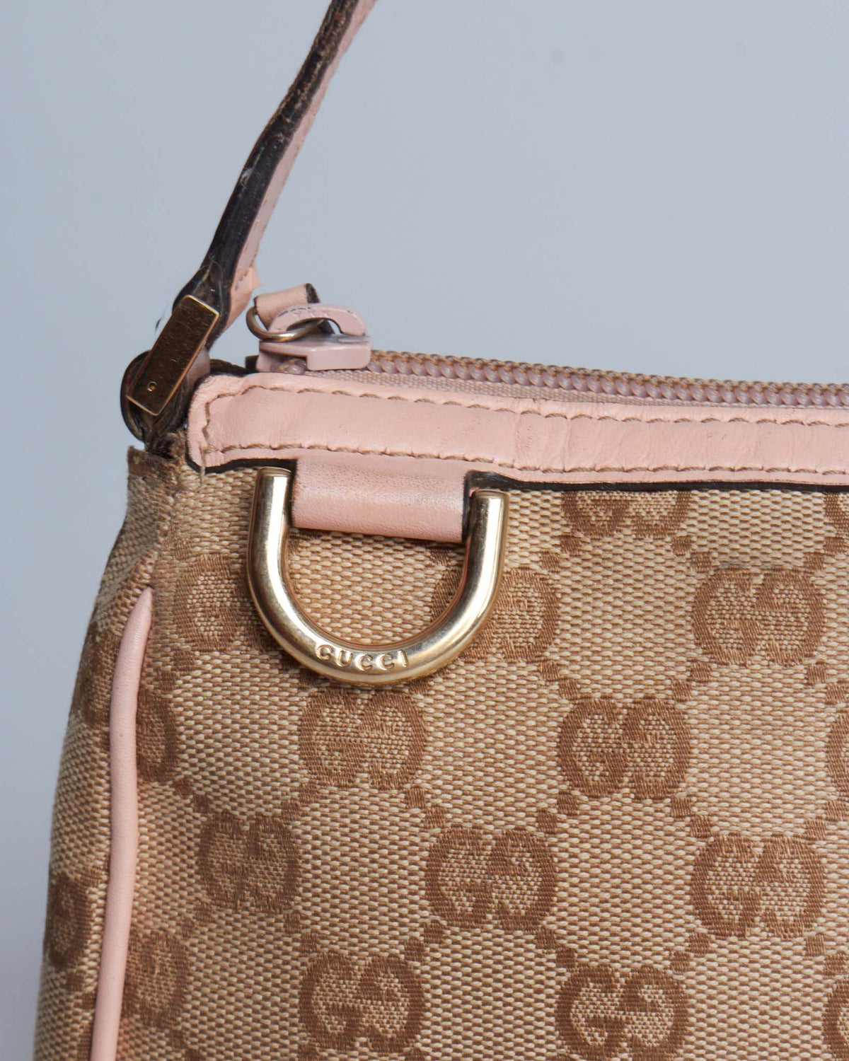 Gucci Abbey D-Ring Pochette